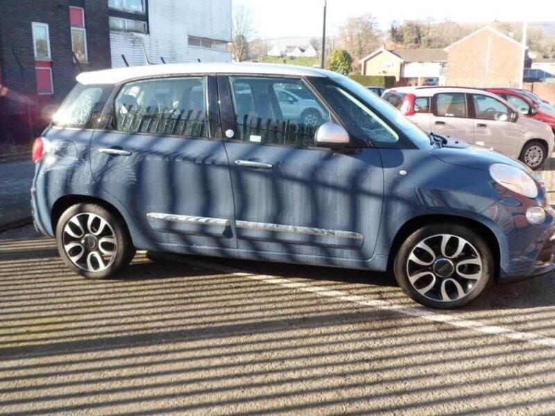 Blue Used 2018 Fiat 500L Mirror MPV | £9,295 (Fair price) - Image 1/3