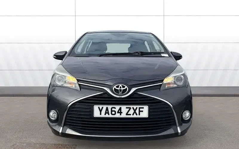 Używany Toyota Yaris 90 KM (66 kW) 2015 Hatchback