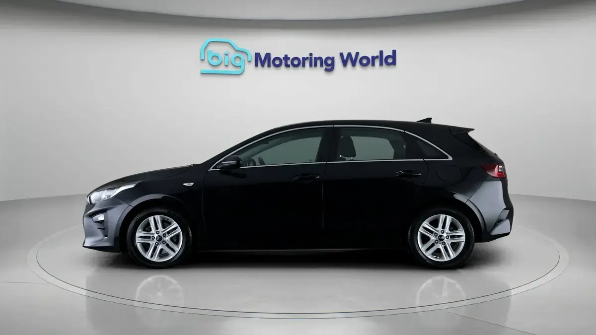 Used Kia Ceed 136 HP (100 kW) 2021 Black Hatchback