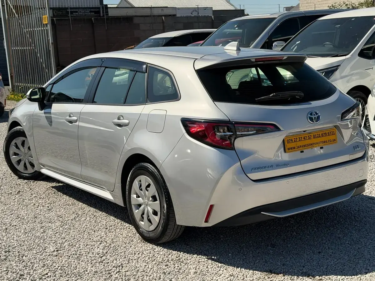 Used Toyota Corolla 2021 Silver Estate