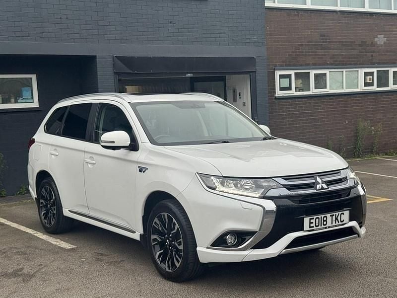 White Used 2018 Mitsubishi Outlander SUV | £9,095 - Image 1/4