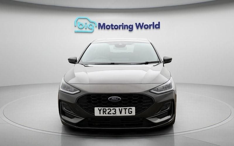Used Ford Focus ST-Line 125 HP (91 kW) 2023 Grey Hatchback