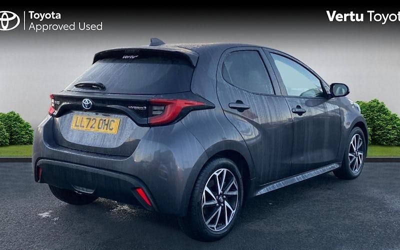 Used Toyota Yaris Hybrid Design 116 HP (85 kW) 2026 Hatchback