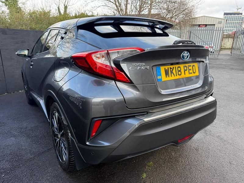 Used Toyota C-HR 122 HP (89 kW) 2018 Grey SUV