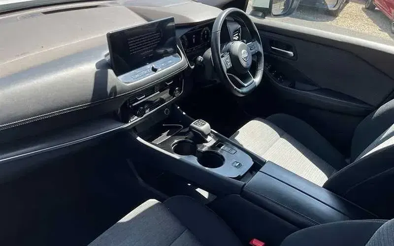 Used Nissan X-Trail N-Connecta 163 HP (119 kW) 2024 White SUV