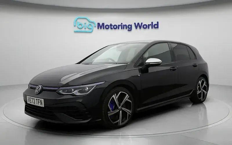 Usado VW Golf VIII R 320 HP (235 kW) 2024 Preto Citadino