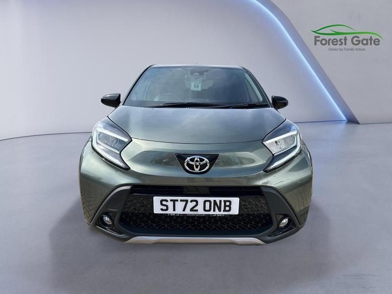 Green Used 2023 Toyota Aygo Hatchback | £13,400 (Fair price) - Image 1/2