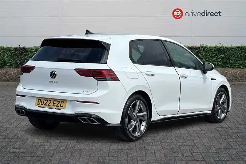 Used VW Golf VIII R-line 150 HP (110 kW) 2022 White Hatchback
