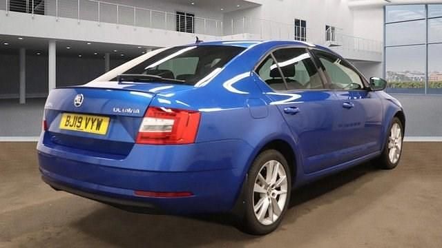 Used Skoda Octavia SE L 150 HP (110 kW) 2019 Blue Hatchback