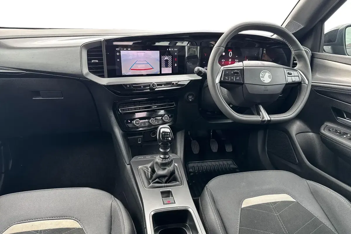 Used Vauxhall Mokka Ultimate 136 HP (100 kW) 2025 Black SUV