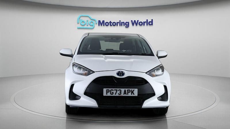 Used Toyota Yaris Hybrid 114 HP (83 kW) 2024