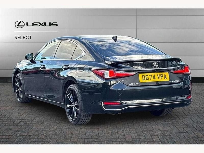 Used Lexus ES300H Sport Line 218 HP (160 kW) 2024 Unknown Sedan