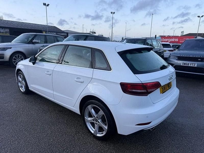 Used Audi A3 Sportback Sport 116 HP (85 kW) 2017 White Hatchback