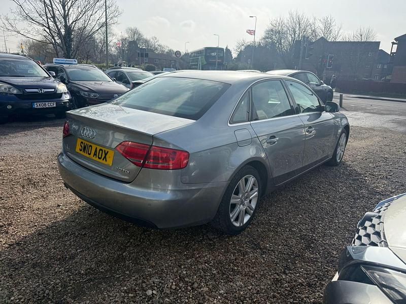 Usado Audi A4 Advanced 143 CV (105 kW) 2010 Gris Berlina