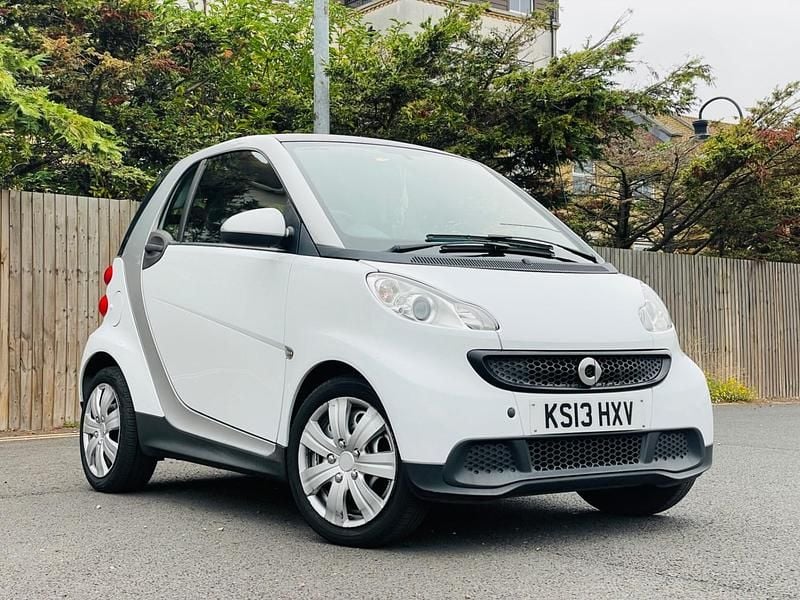 White Used 2013 Smart ForTwo Coupé Pure Coupe | £3,500 (Good price) - Image 1/4