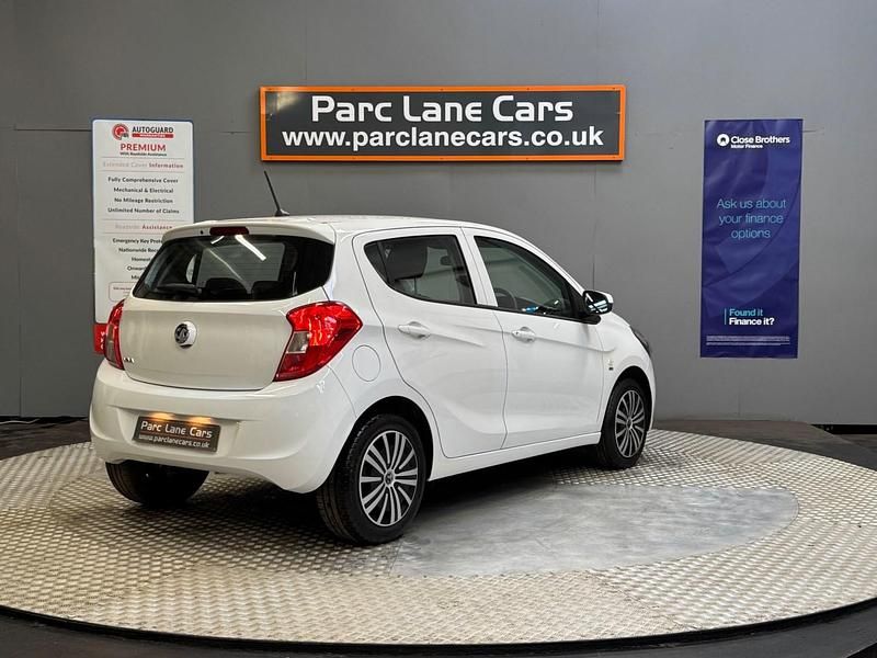 Used Vauxhall Viva 75 HP (55 kW) 2016 White Hatchback