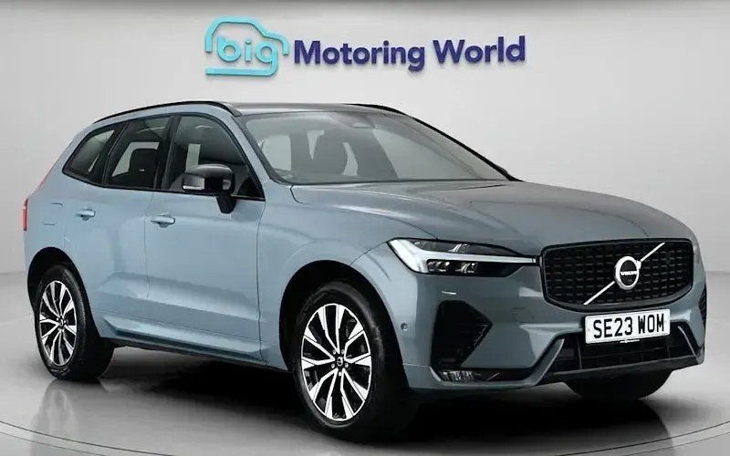 Used Volvo XC60 Plus 197 HP (144 kW) 2023 SUV