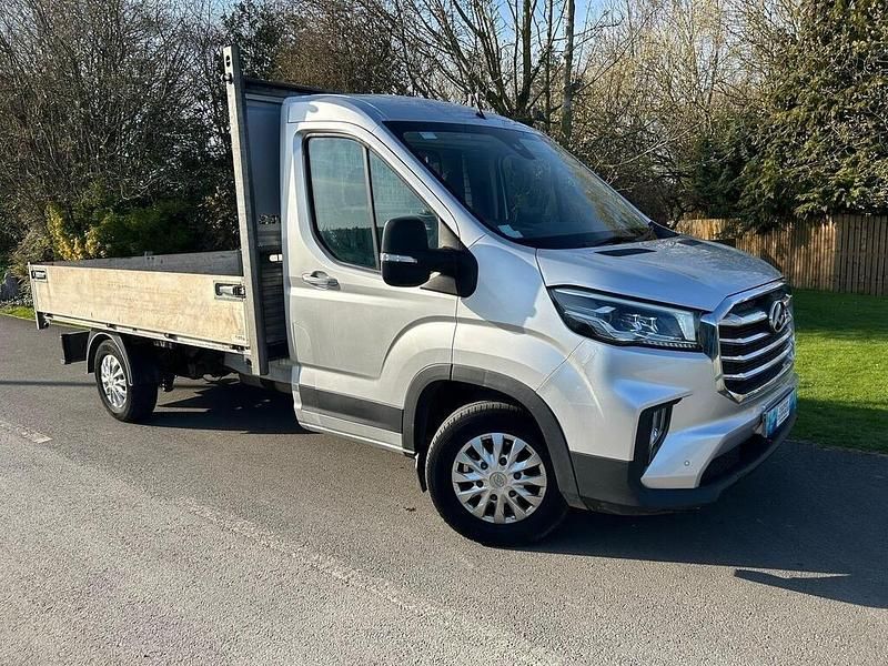 Used Maxus V90 148 HP (108 kW) 2024 Silver Van