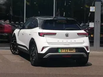 Used Vauxhall Mokka Ultimate 100 kW (136 HP) 2023 White SUV