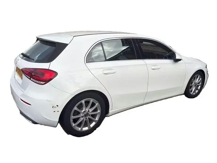 Begagnad Mercedes A180 Executive 116 HK (85 kW) 2018 Vit Halvkombi