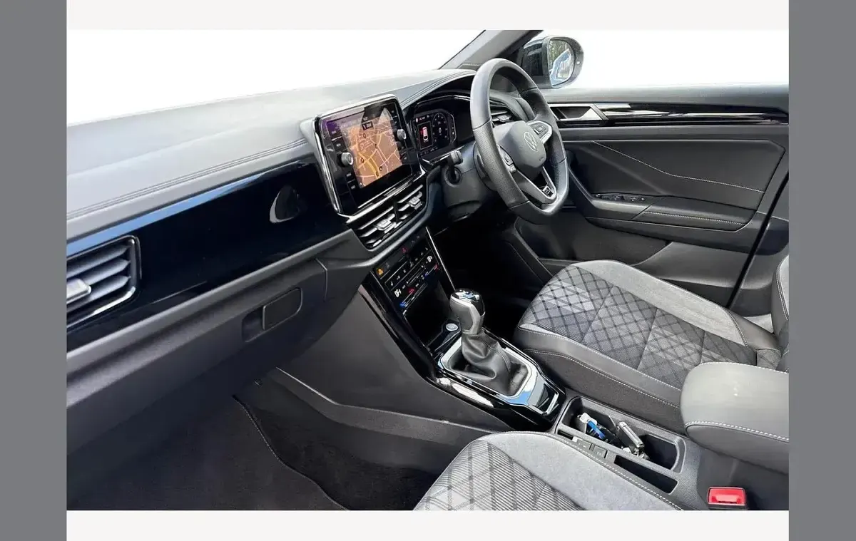 Used VW T-Roc Black Edition 150 HP (110 kW) 2025 Silver SUV