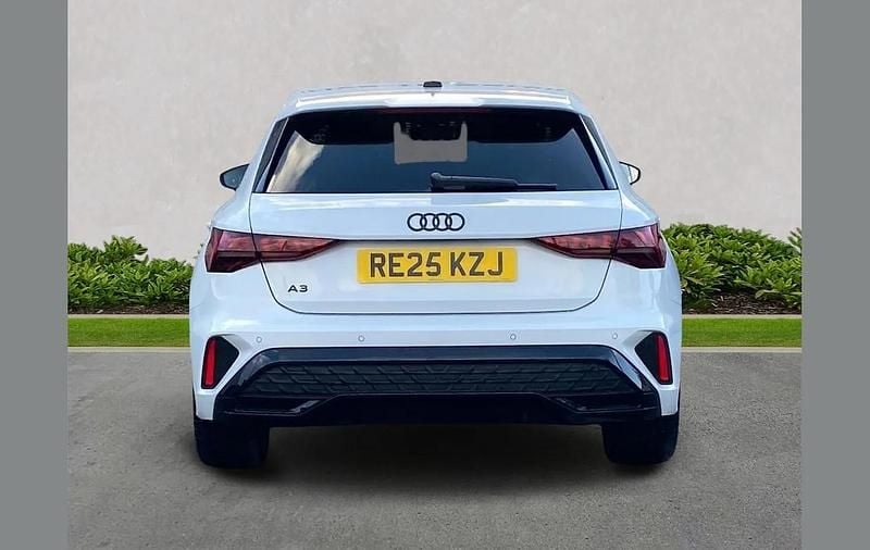 Used Audi A3 Black Edition 147 HP (108 kW) 2025 White Hatchback