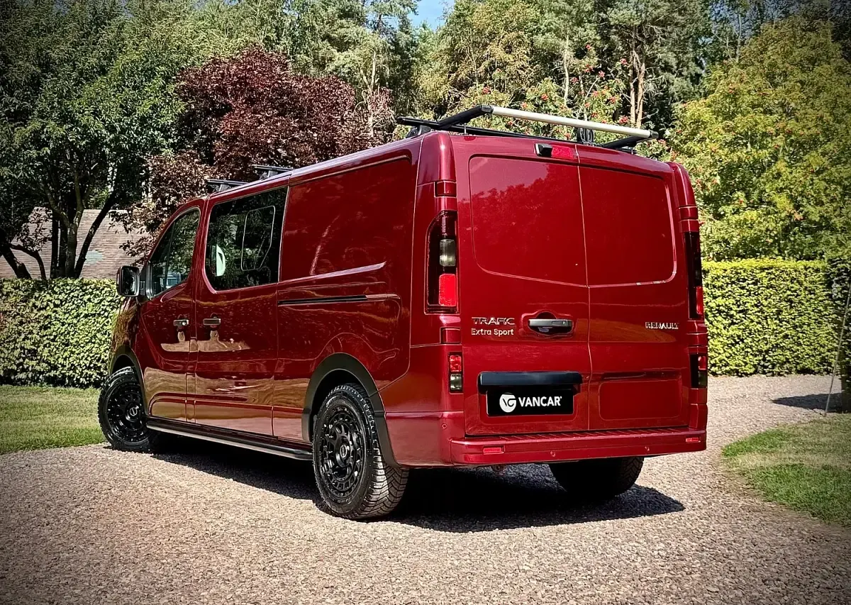 Used Renault Trafic 2024 Red MPV