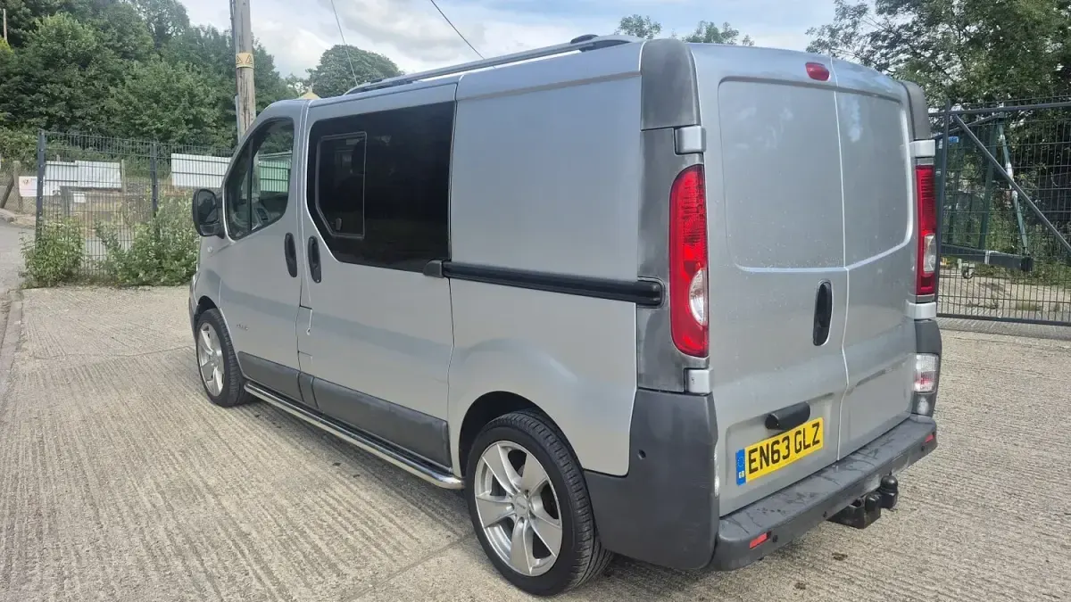 Used Renault Trafic 115 HP (84 kW) 2014 Silver MPV