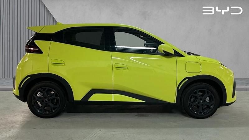 New BYD Dolphin Surf Boost 64 kW (88 HP) 2025 Metallic  lime green Hatchback