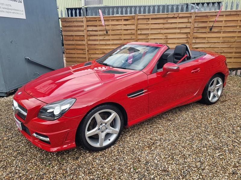 Red Used 2015 Mercedes SLK200 AMG Cabriolet | £8,995 (Good price) - Image 1/4
