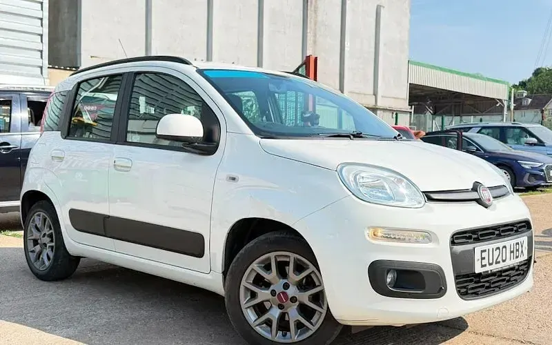 Used Fiat Panda Lounge 69 HP (50 kW) 2019 Hatchback