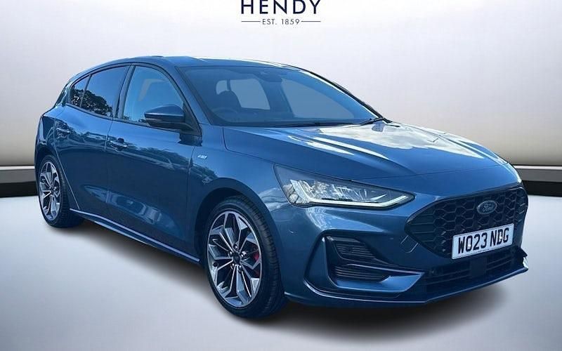 Used 2023 Ford Focus ST-Line X Hatchback | £15,950 (Fair price) - Image 1/4