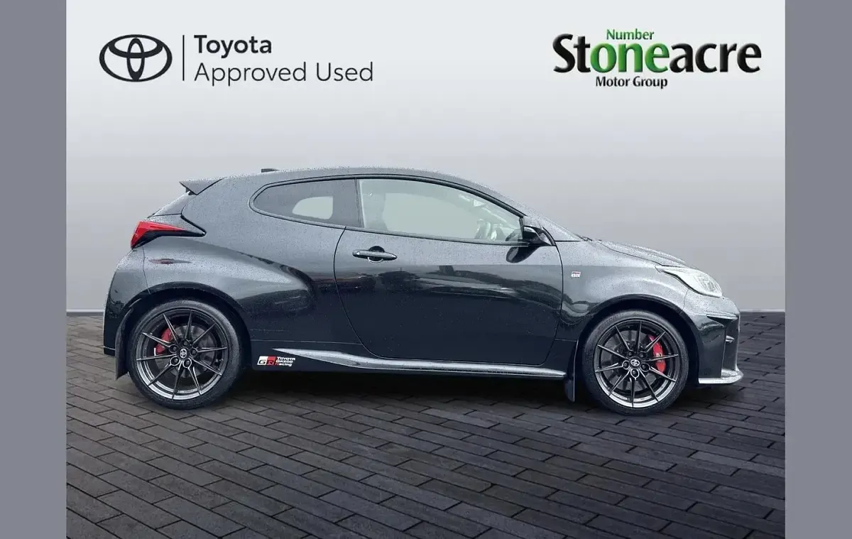 Used Toyota Yaris 272 HP (200 kW) 2021 Black Hatchback
