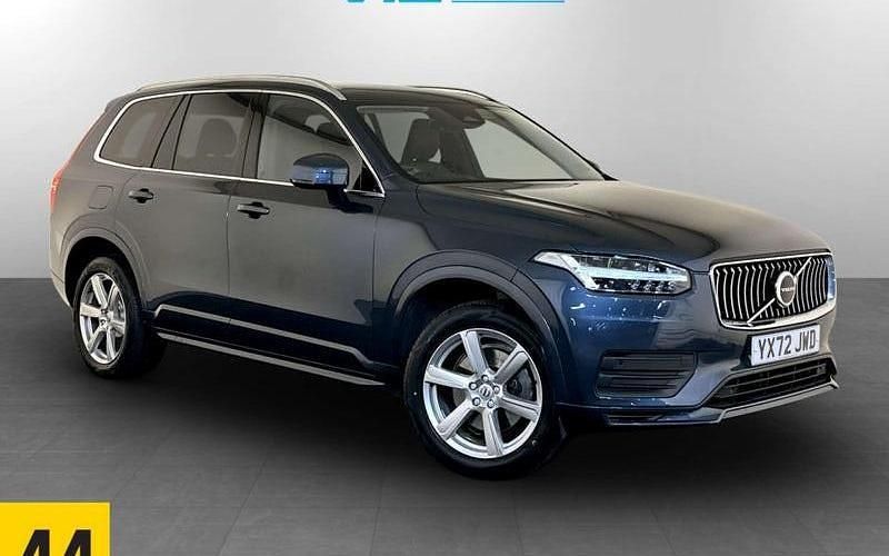 Used Volvo XC90 Core 250 HP (183 kW) 2025 SUV