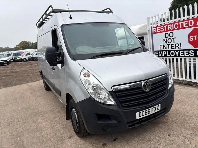 Silver Used 2017 Vauxhall Movano Van | £6,000 (Super price) - Image 1/4