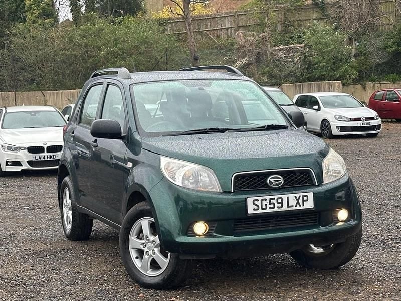Used Daihatsu Terios 105 HP (77 kW) 2009 Green SUV
