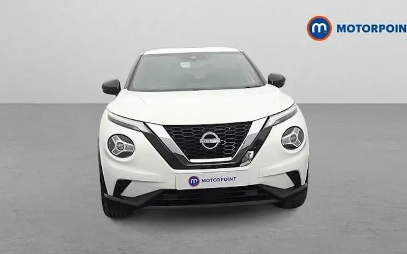 Used Nissan Juke N-Connecta 114 HP (83 kW) 2023 White SUV