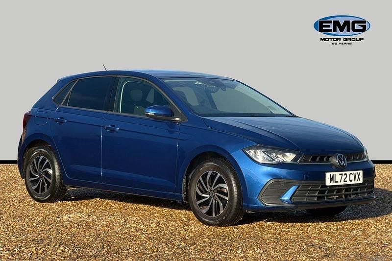 Used VW Polo Life 80 HP (58 kW) 2022 Blue Hatchback