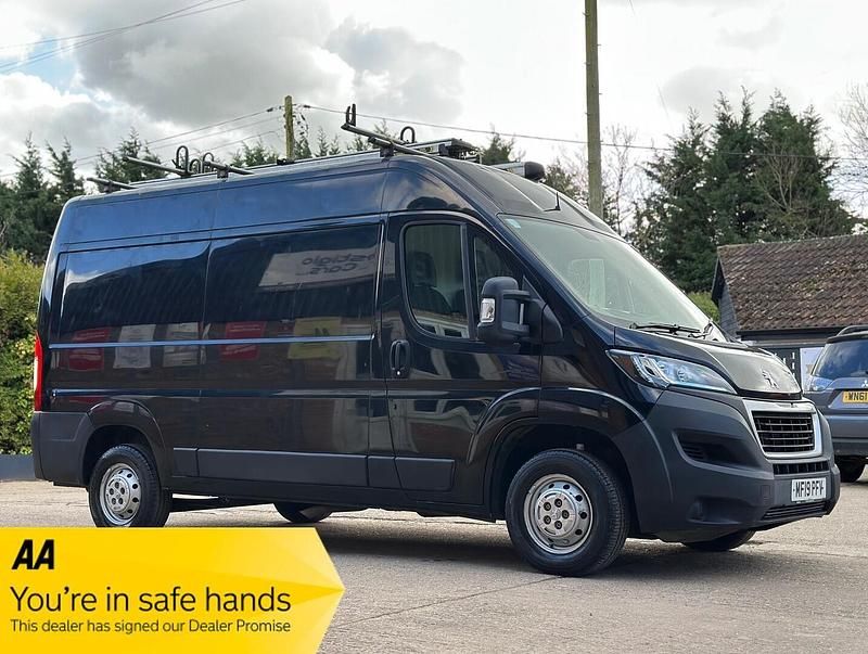 Used Peugeot Boxer 130 HP (95 kW) 2019 Black Van