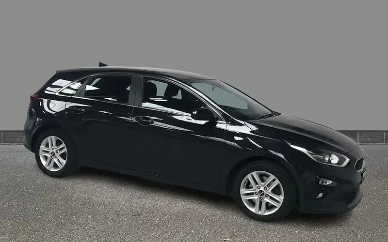 Używany Kia Ceed 120 KM (88 kW) 2021 Hatchback