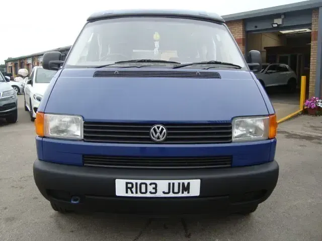 Used VW Transporter 78 HP (57 kW) 1997 Blue Van