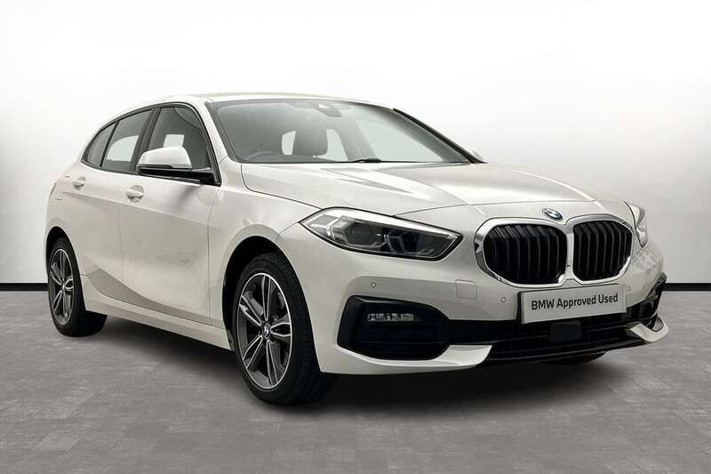 White Used 2021 BMW 118 Sport Line Hatchback | £18,250 (Good price) - Image 1/3
