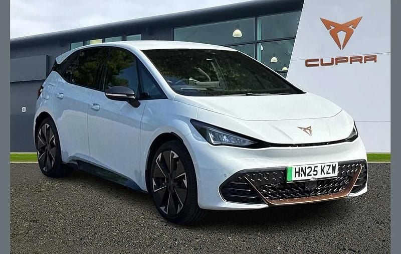 White Used 2025 Cupra Born VZ Hatchback | £30,795 - Image 1/4