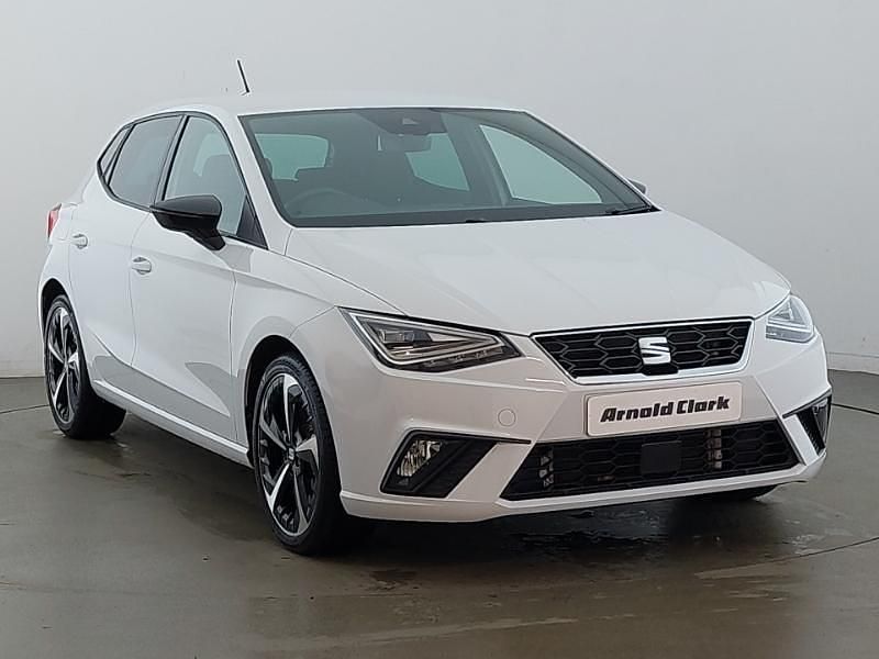 Used Seat Ibiza FR Sport 110 HP (80 kW) 2023 White Hatchback