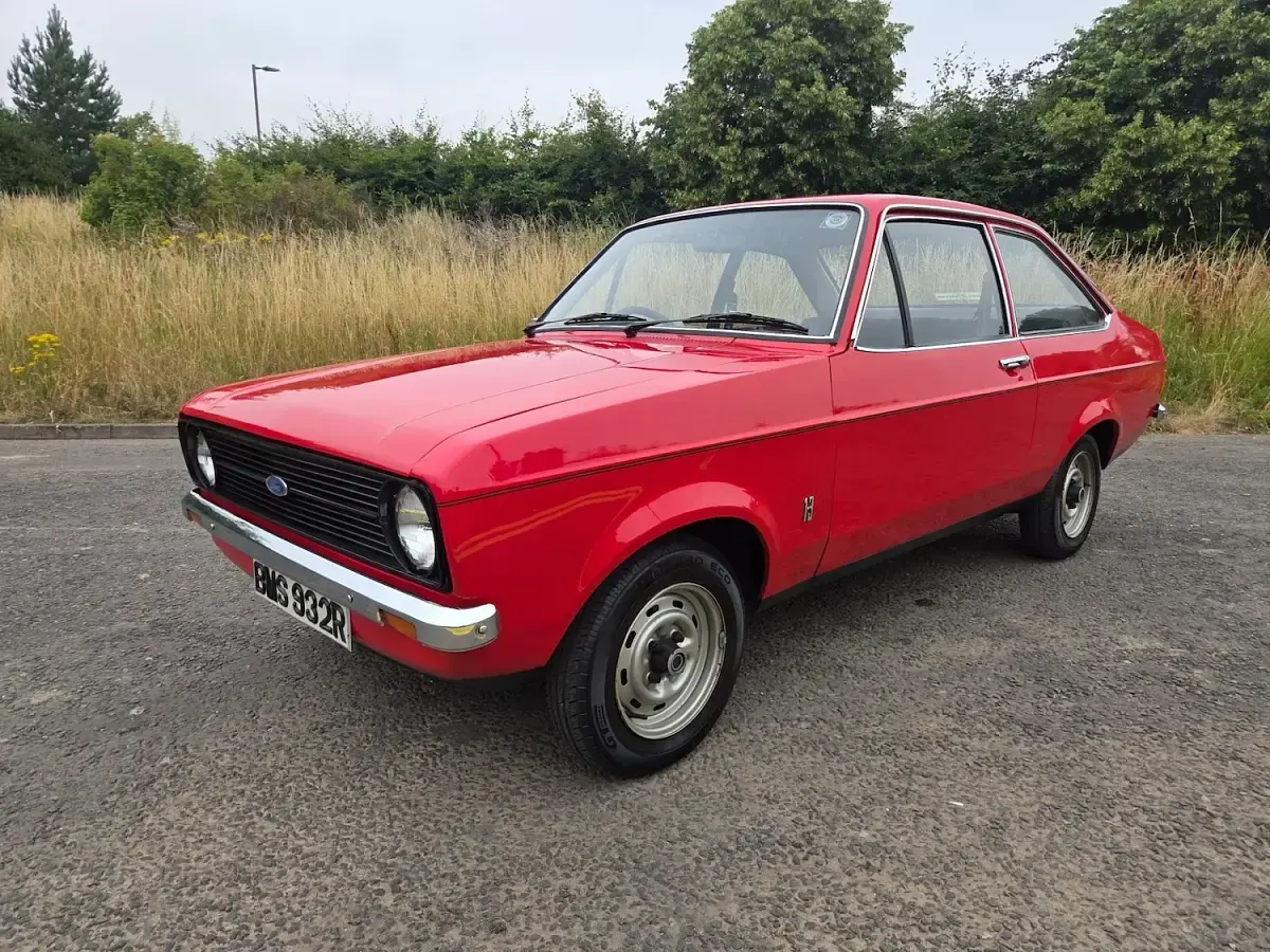 Used Ford Escort 57 HP (41 kW) 1977 Red Sedan