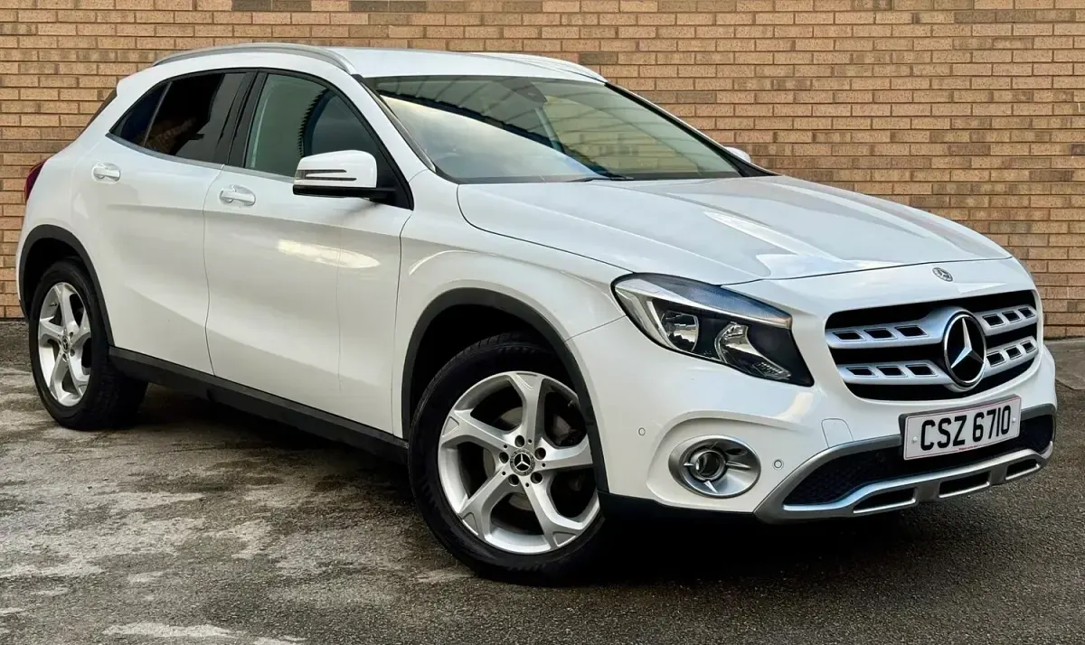 Used Mercedes GLA200 Executive 156 HP (114 kW) 2018 White SUV