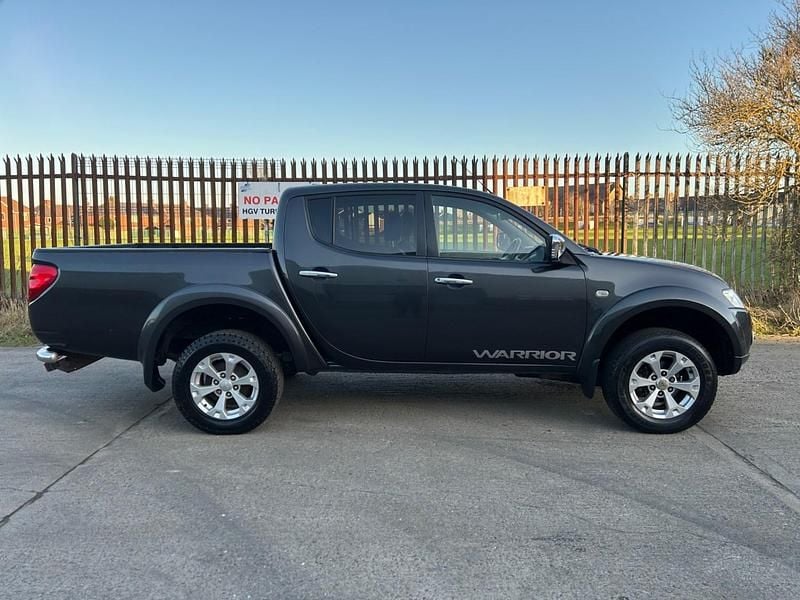 Used Mitsubishi L200 Warrior 176 HP (129 kW) 2013 Grey Pickup
