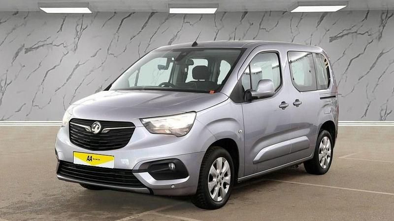 Used Vauxhall Combo S 130 HP (95 kW) 2020 Grey MPV