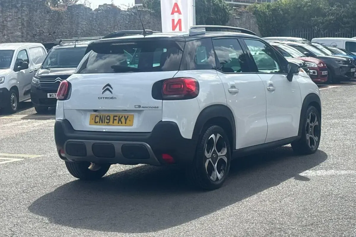 Used Citroën C3 Aircross Flair 81 HP (59 kW) 2019 White SUV