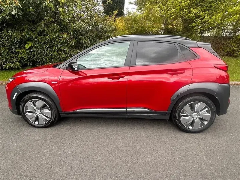 Second-hand Hyundai Kona Premium SE 150 kW (204 CP) 2019 Roșu SUV